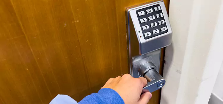 Why Choose Us for Your Keypad Lock Needs in Waterloo, IA?
